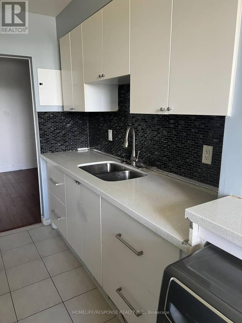 715 - 1625 Bloor Street — photo 15 of 27