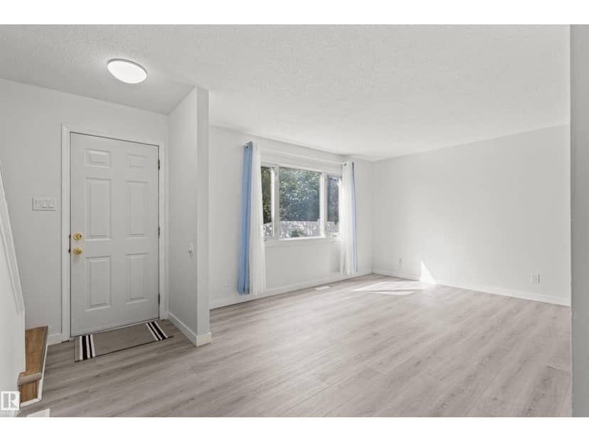 3E Twin Tc NW — photo 10 of 40