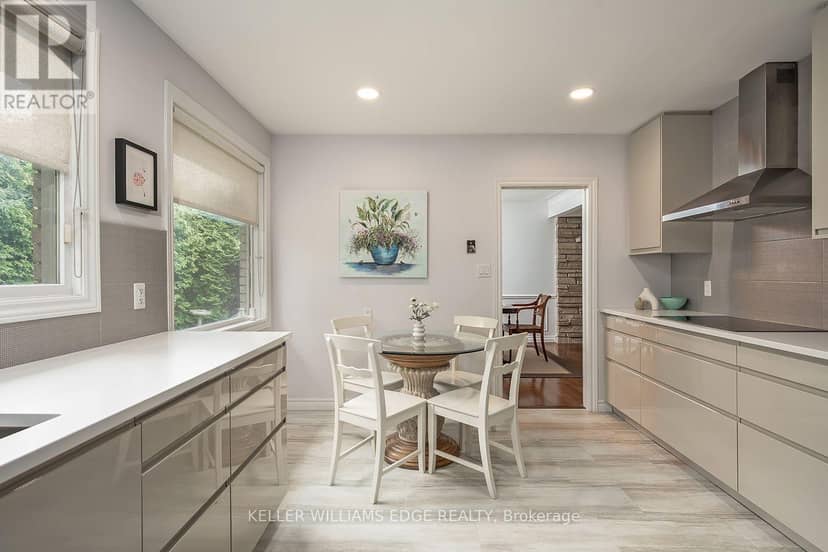 280 Penn Drive — photo 15 of 40