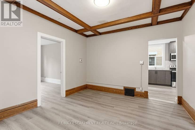 63 Melrose Avenue S, Hamilton, photo 8
