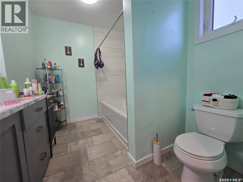 211 Rye Street — photo 15 of 28