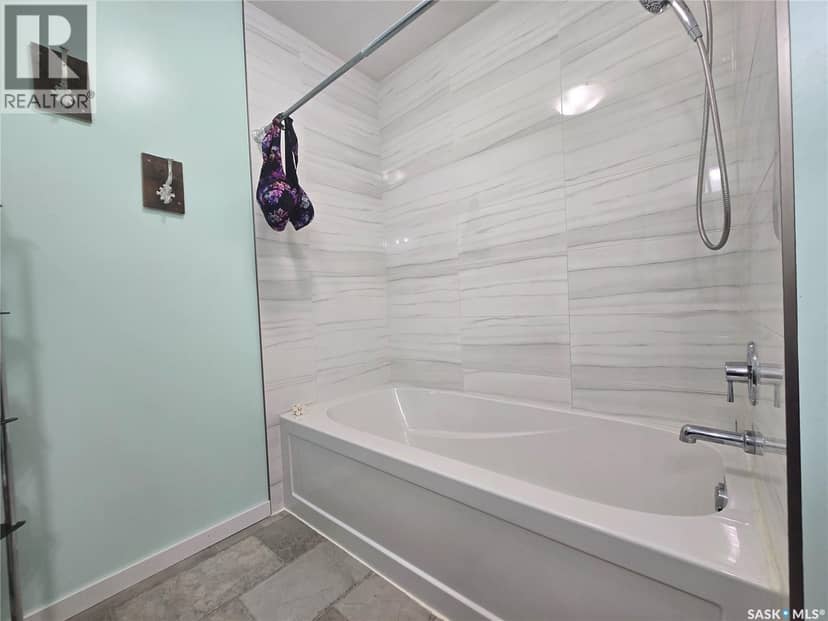 211 Rye Street — photo 16 of 28