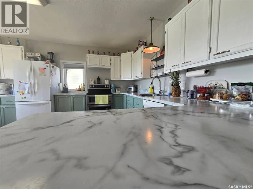 211 Rye Street — photo 5 of 28