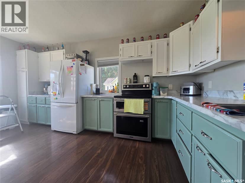 211 Rye Street — photo 6 of 28