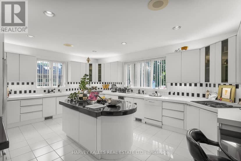 83 Hillmount Avenue — photo 19 of 40
