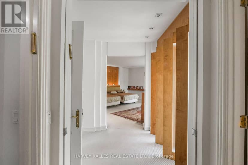 83 Hillmount Avenue — photo 28 of 40