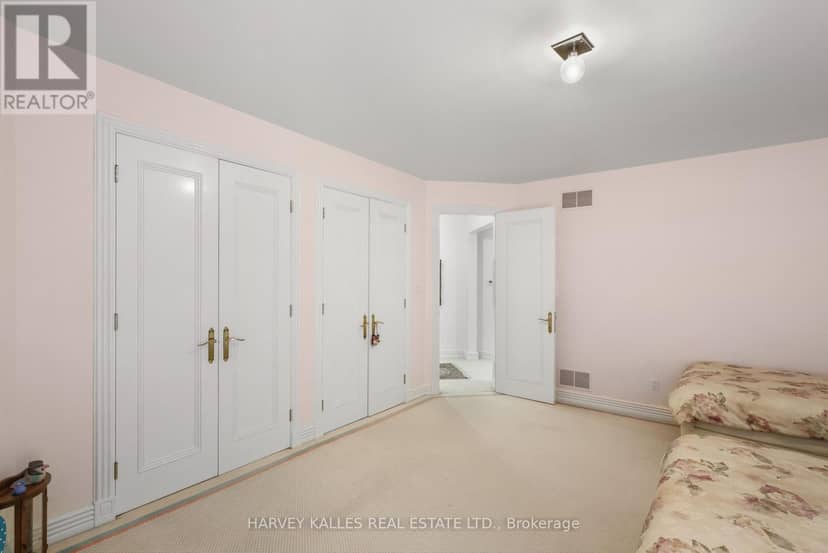 83 Hillmount Avenue — photo 33 of 40