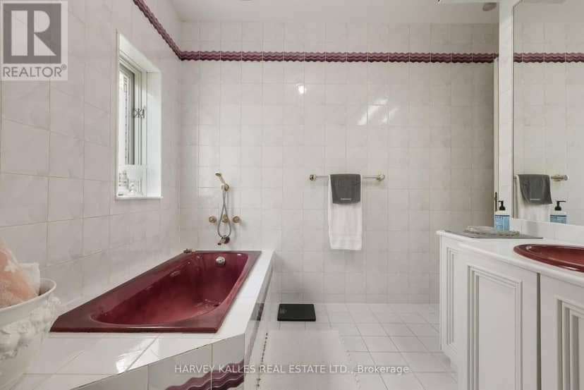 83 Hillmount Avenue — photo 36 of 40