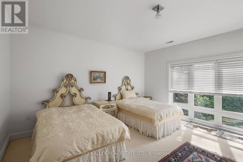 83 Hillmount Avenue — photo 37 of 40