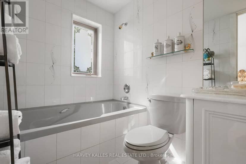83 Hillmount Avenue — photo 39 of 40