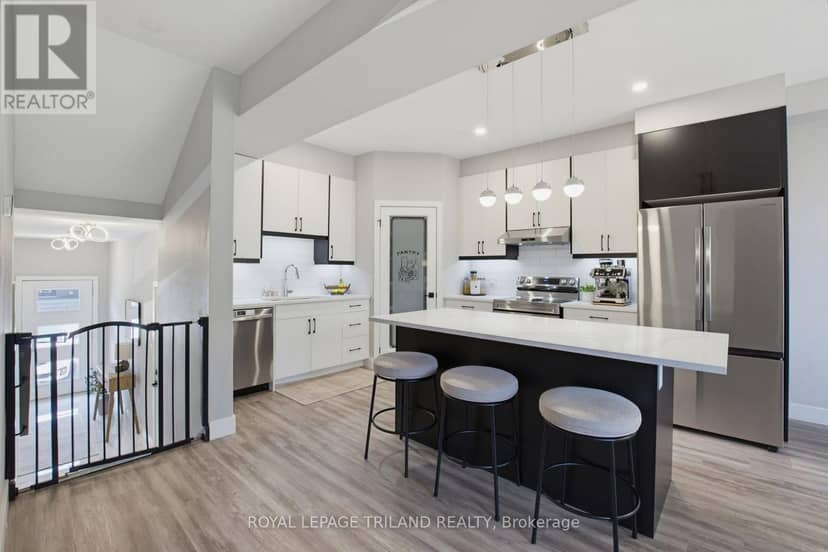 14 - 3557 Colonel Talbot Road — photo 4 of 40