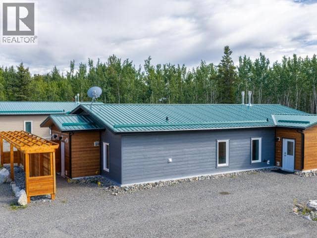 35- Takhini Meadows Drive, Whitehorse North, photo 6