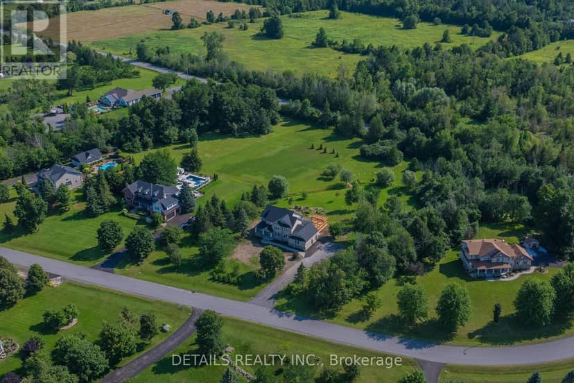 28 Ridingview Crescent, Ottawa, photo 2