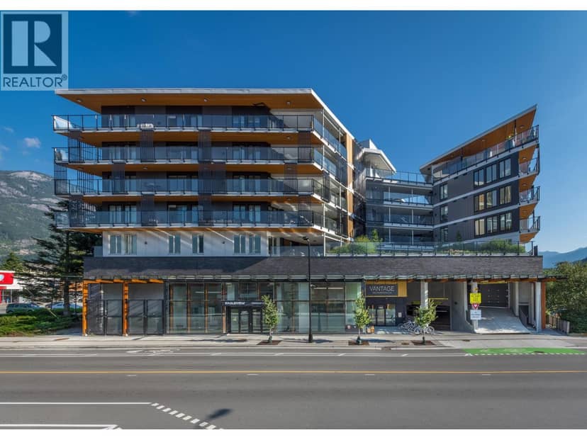 213 1365 PEMBERTON AVENUE, Squamish
