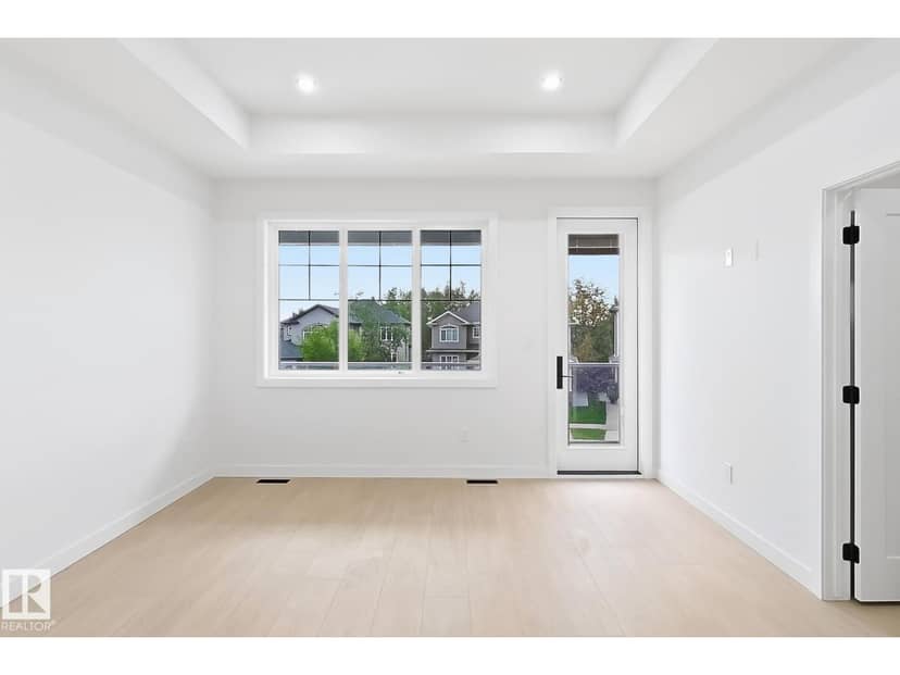 5411 64 ST — photo 40 of 40