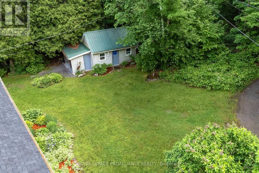 17B Hughes Lane — photo 35 of 40