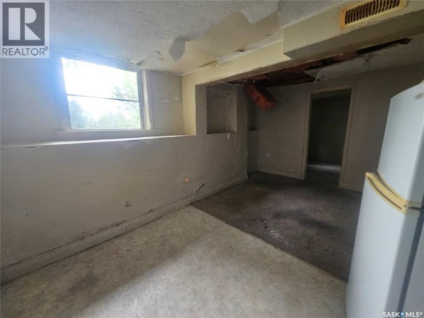 428 1st AVENUE NW — photo 27 of 37