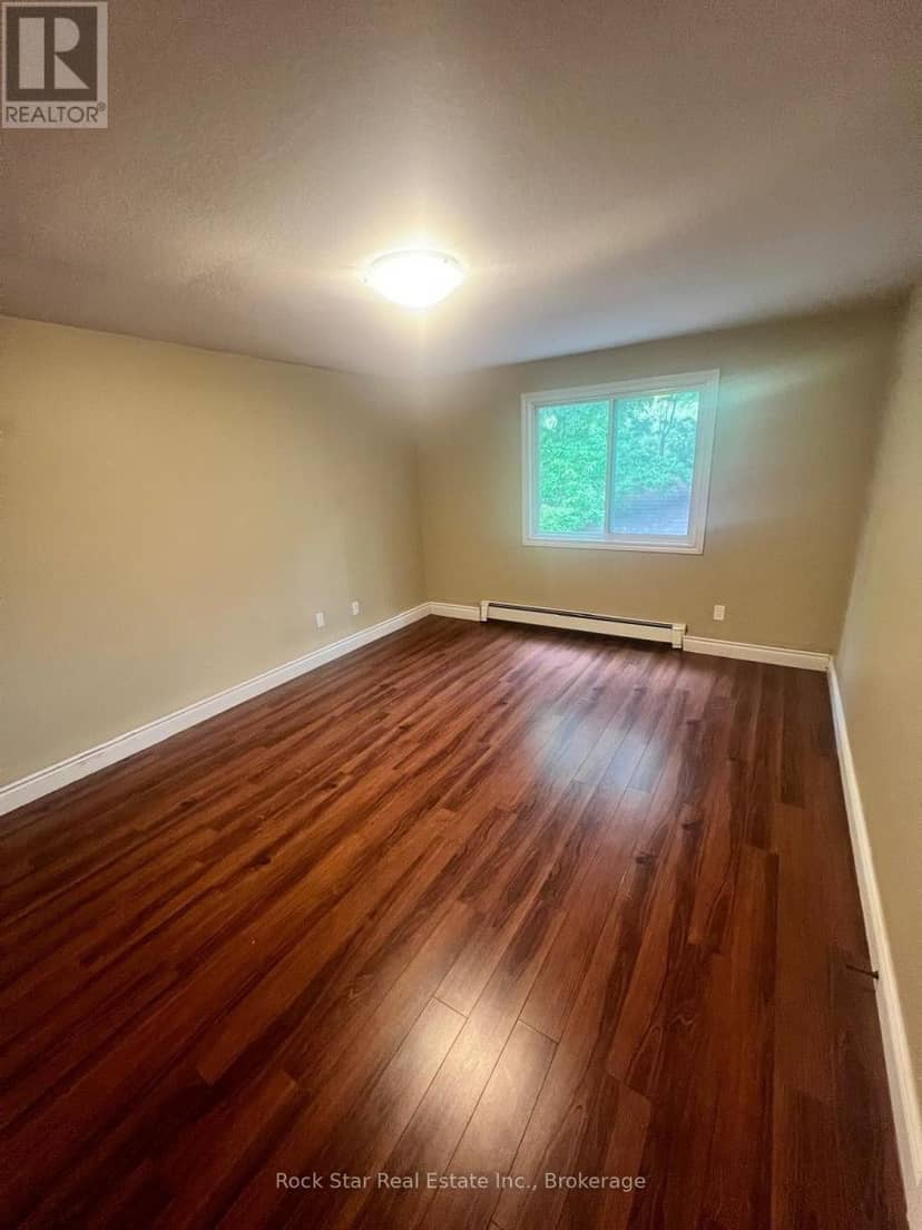 50 Irwin Street — photo 19 of 31