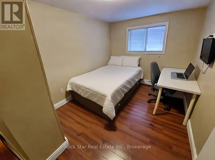 50 Irwin Street — photo 15 of 31