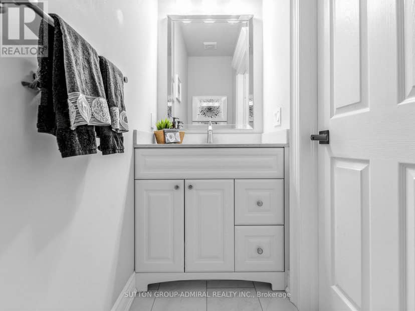 980 Shadeland Avenue — photo 7 of 37