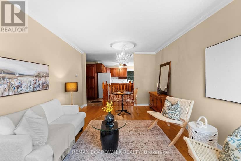 208 Oxford Street E, North Grenville, photo 7