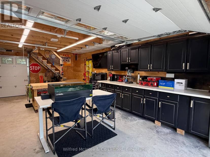 309 Alma Street — photo 17 of 40