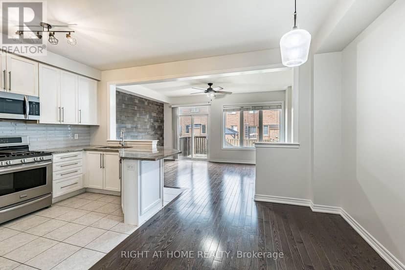 23 Coastline Drive — photo 8 of 26