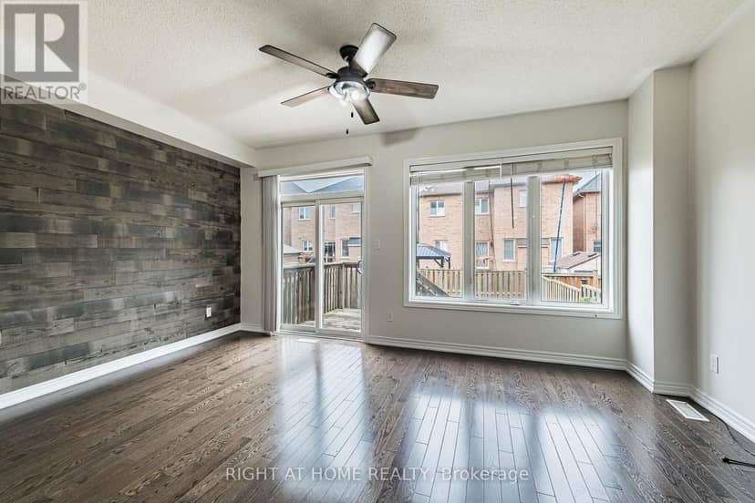23 Coastline Drive — photo 11 of 26