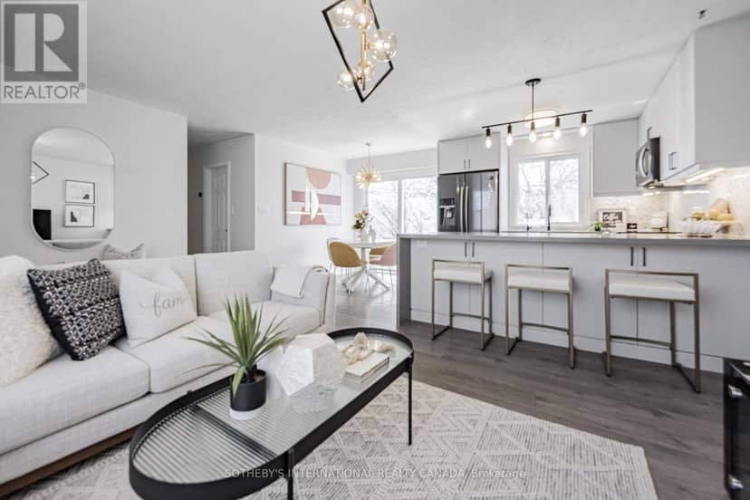 4075A Lawrence Avenue E, Toronto