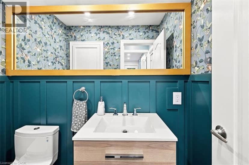 4430 HAWTHORNE Drive — photo 19 of 40