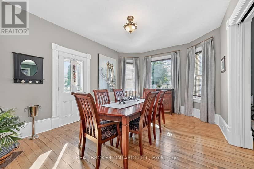 27 Abel Street — photo 11 of 40