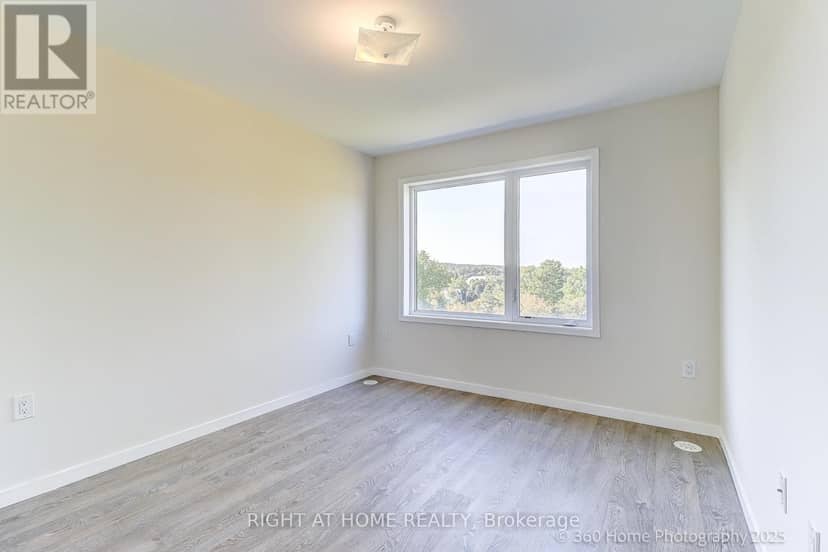 28 - 200 Alex Gardner Circle — photo 13 of 23