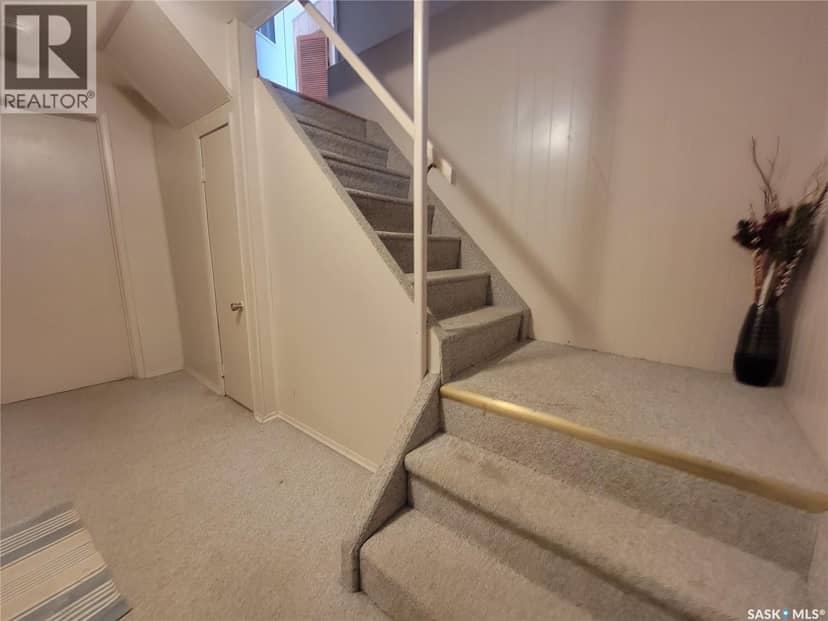440 4th AVENUE W — photo 16 of 30
