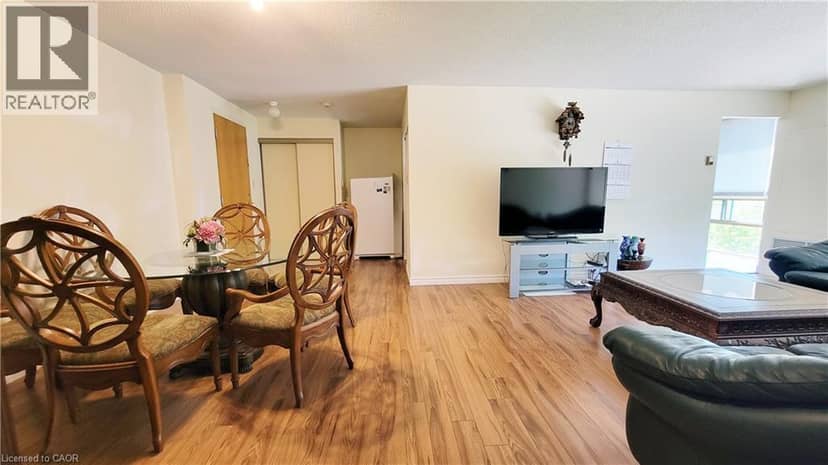 55 BLUE SPRINGS Drive Unit# 302 — photo 14 of 40