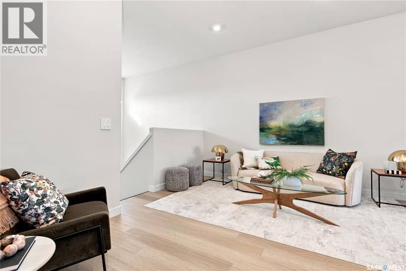 655 Underhill ROAD — photo 6 of 40