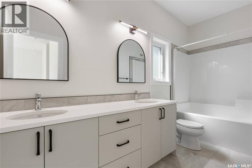 655 Underhill ROAD — photo 31 of 40