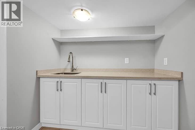 457 QUEEN MARY Drive — photo 34 of 39