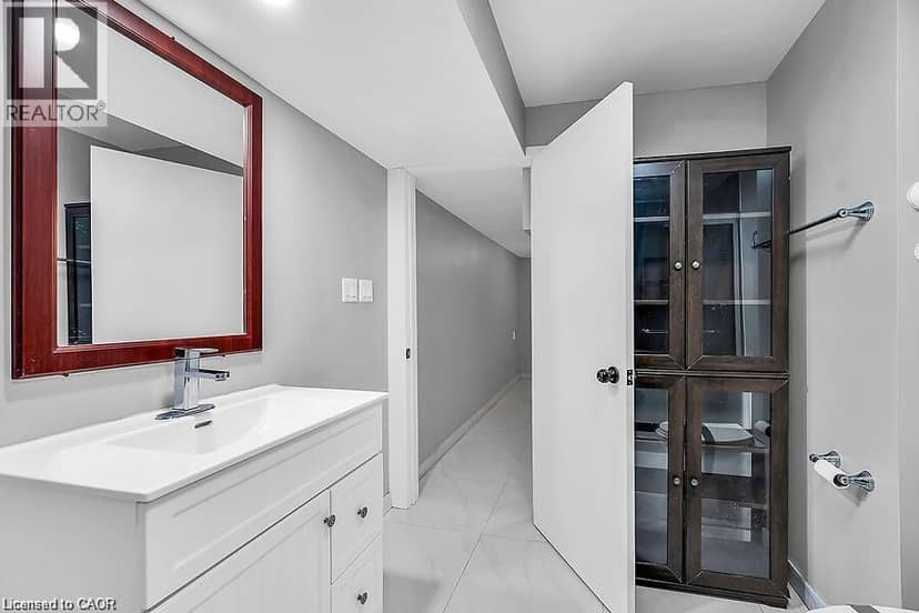 457 QUEEN MARY Drive — photo 38 of 39