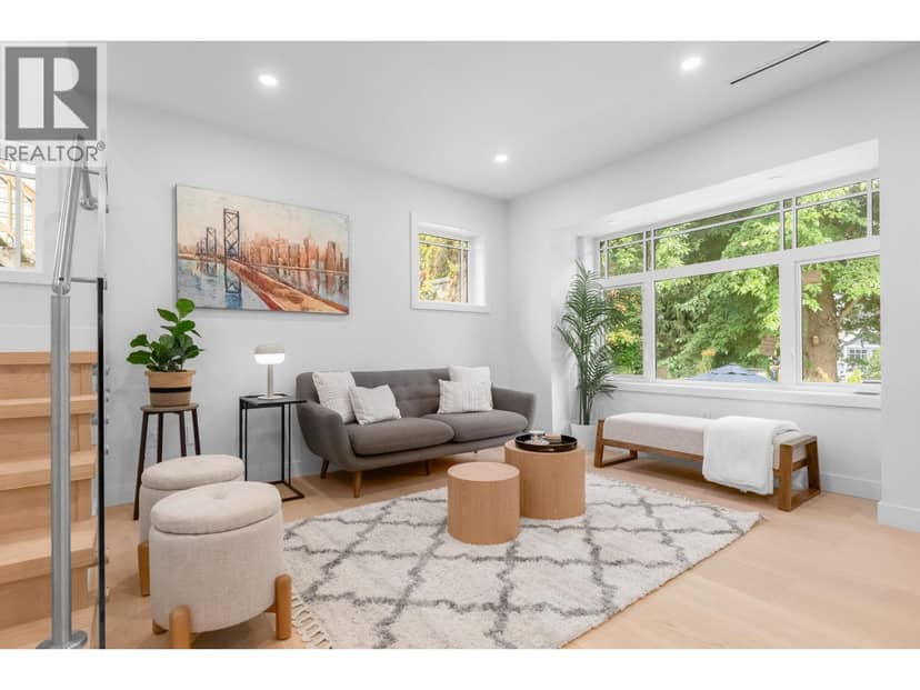 A 3672 W 1ST AVENUE, Vancouver, photo 2
