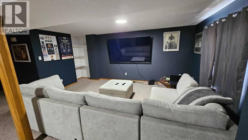 207 Centre Avenue NE — photo 18 of 25