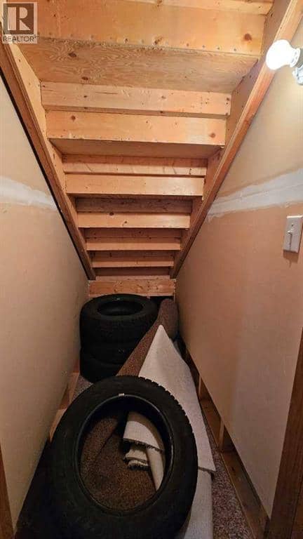 207 Centre Avenue NE — photo 24 of 25
