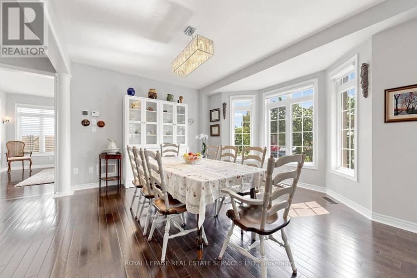 68 Hartwell Road — photo 13 of 40