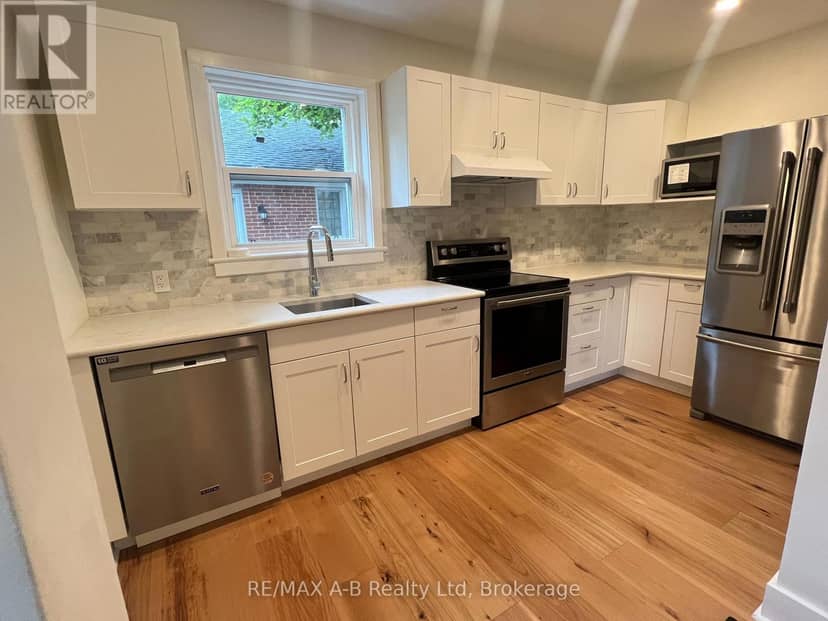34 Somerset Street — photo 10 of 36