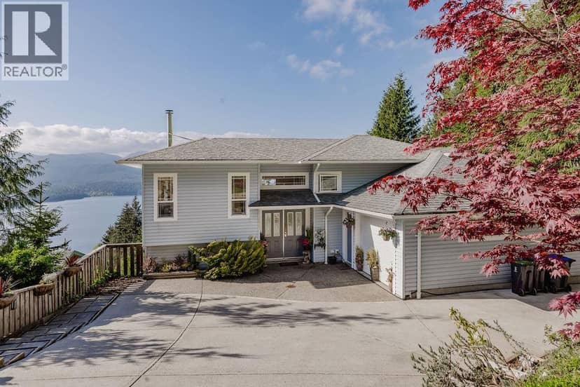 5872 DEERHORN DRIVE, Sechelt