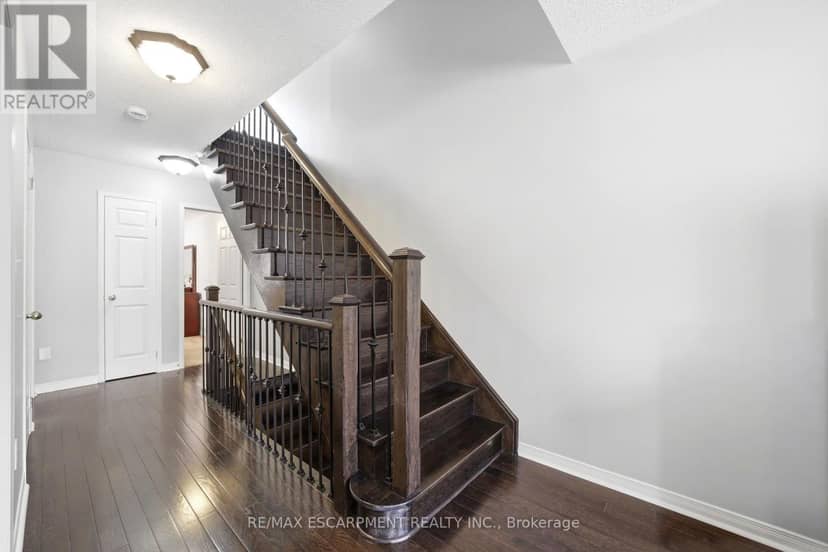 73 Ted Wray Circle — photo 19 of 40