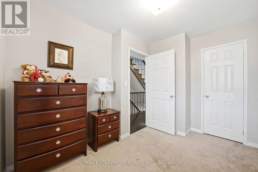 73 Ted Wray Circle — photo 23 of 40