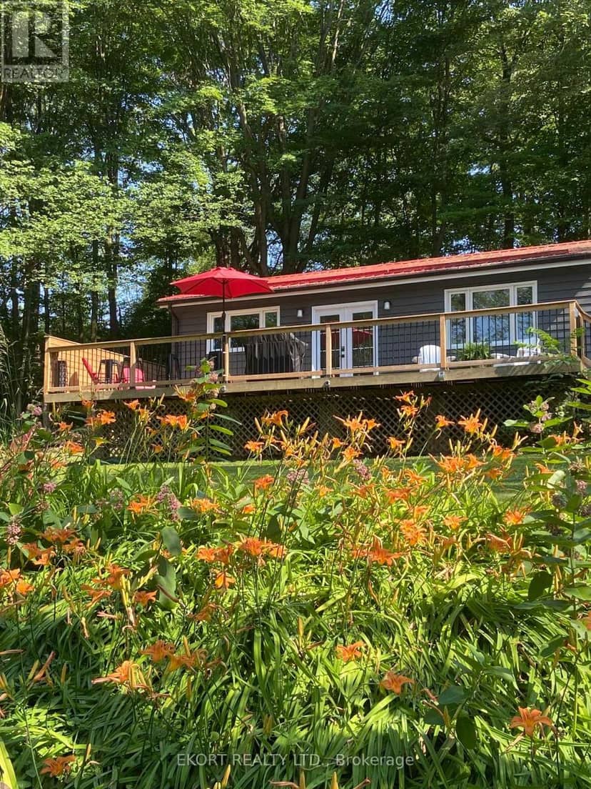 59 Bishop Lane, Prince Edward County, photo 2