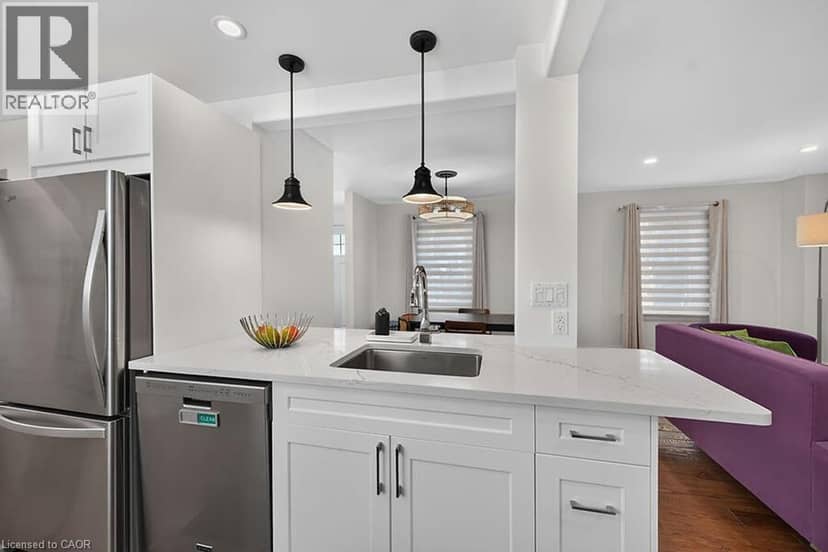 33 BELLEVUE Avenue — photo 14 of 40