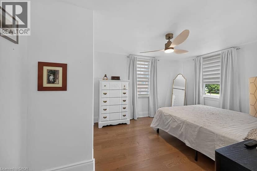33 BELLEVUE Avenue — photo 19 of 40