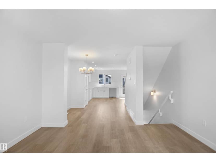 936 19 AV NW — photo 12 of 30
